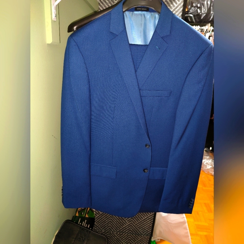Sean John men's suit